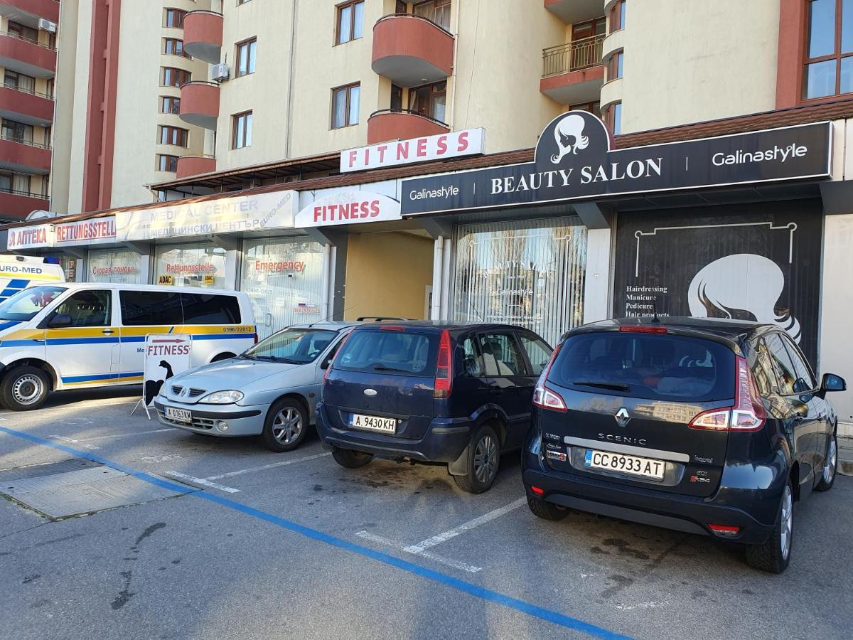 Apartment Ashton Hall - Sonnenstrand - Ost Slăntjev Brjag Exteriör bild